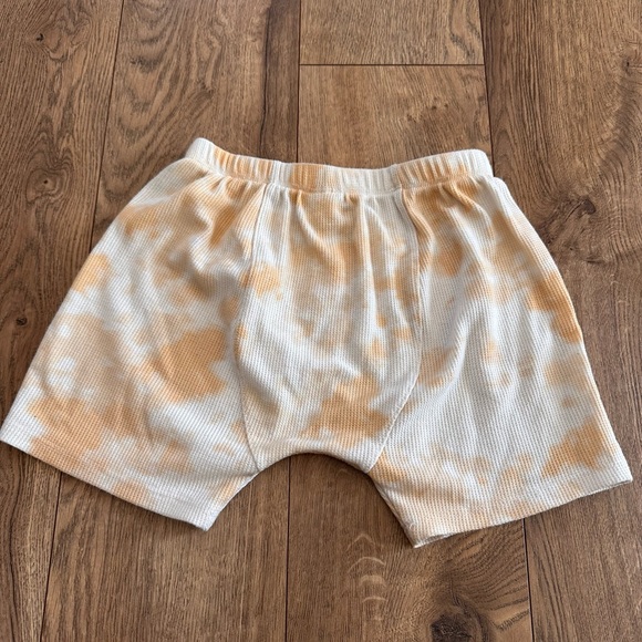 Grayson Collective Creamsicle Color  Long Sleeve Top and Tie-Dye Shorts Set - 5t - Picture 7 of 10